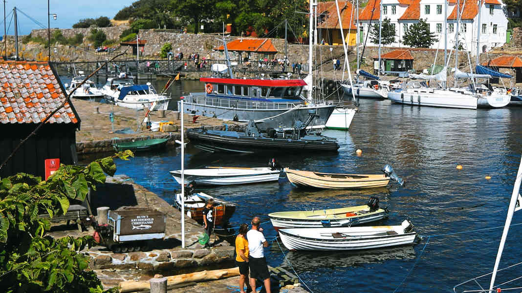 Danemark : début de la rénovation du port historique de Christiansø