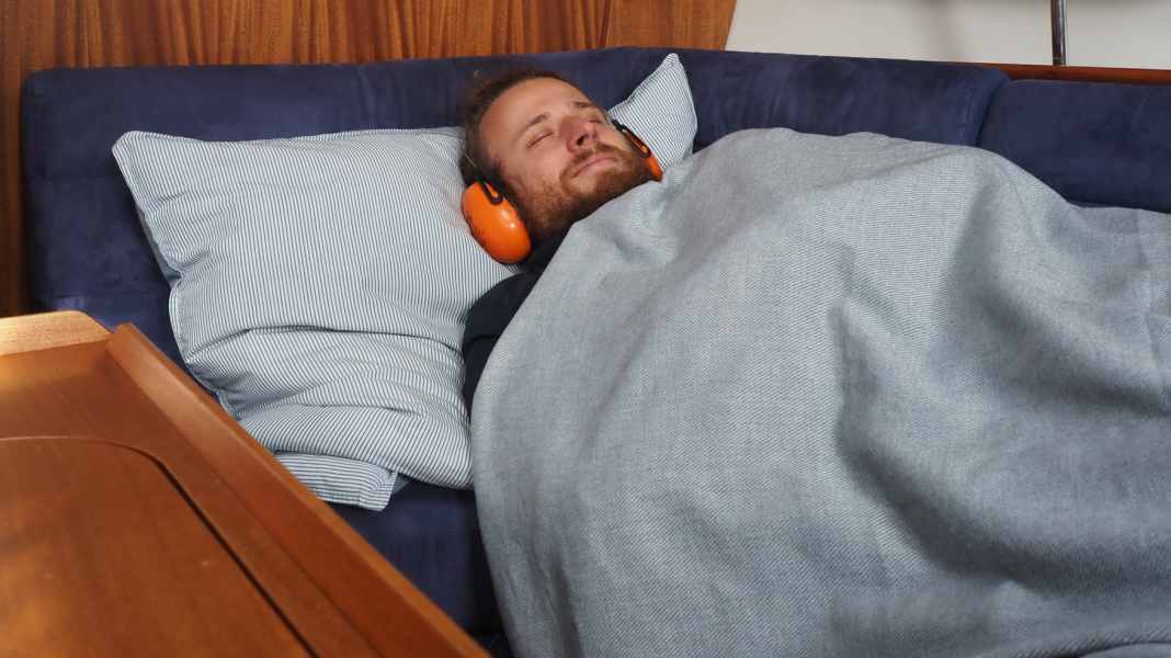 Seamanship: Annoying rigging noises - what you can do about them