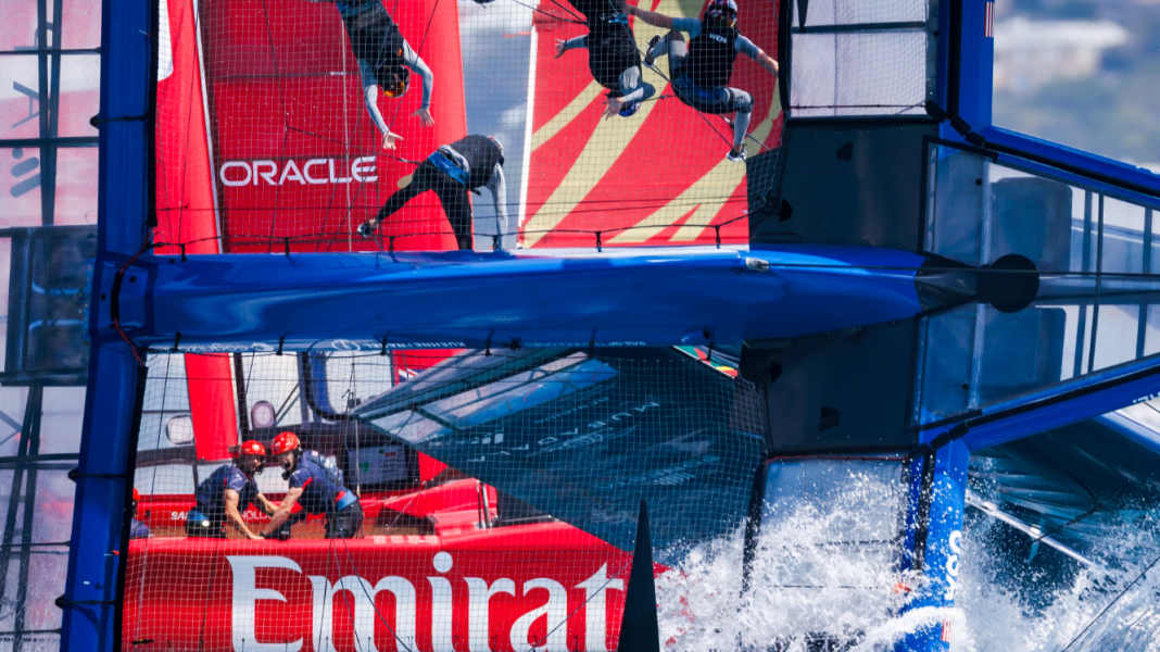 Yacht Racing Image Award 2024 : Samo Vidic gagne avec une photo de SailGP