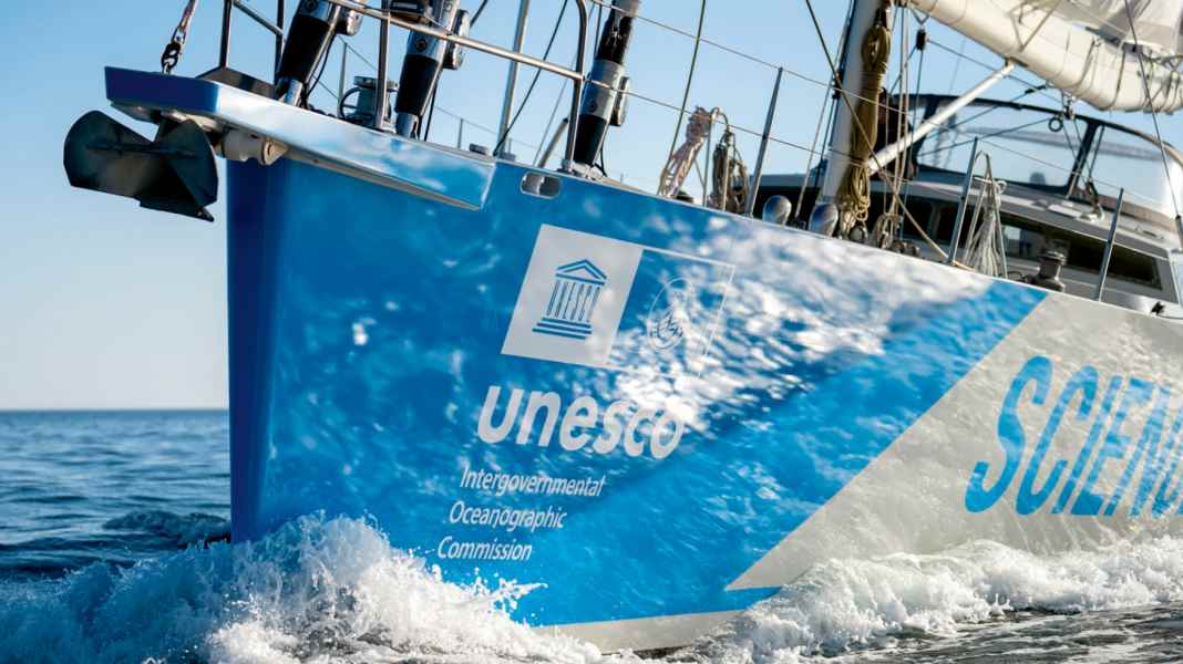 En expédition avec Boris Herrmann : le GEOMAR entame un voyage en mer Baltique à bord du « Malizia Explorer »