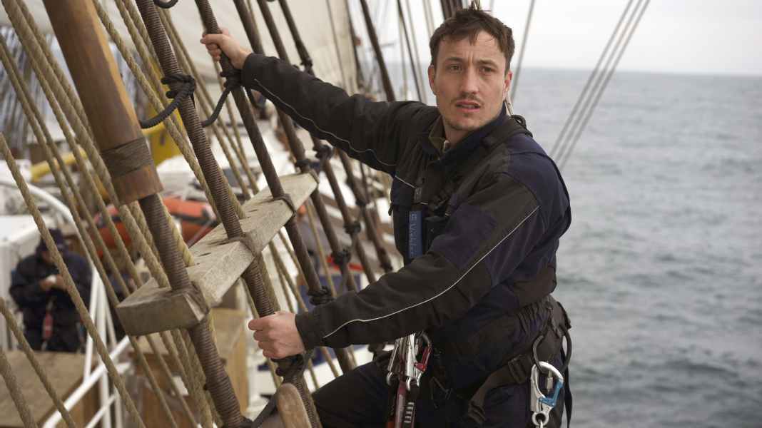Documentario "Gorch Fock": Giornalista ARD all'altezza degli occhi dei cadetti di marina