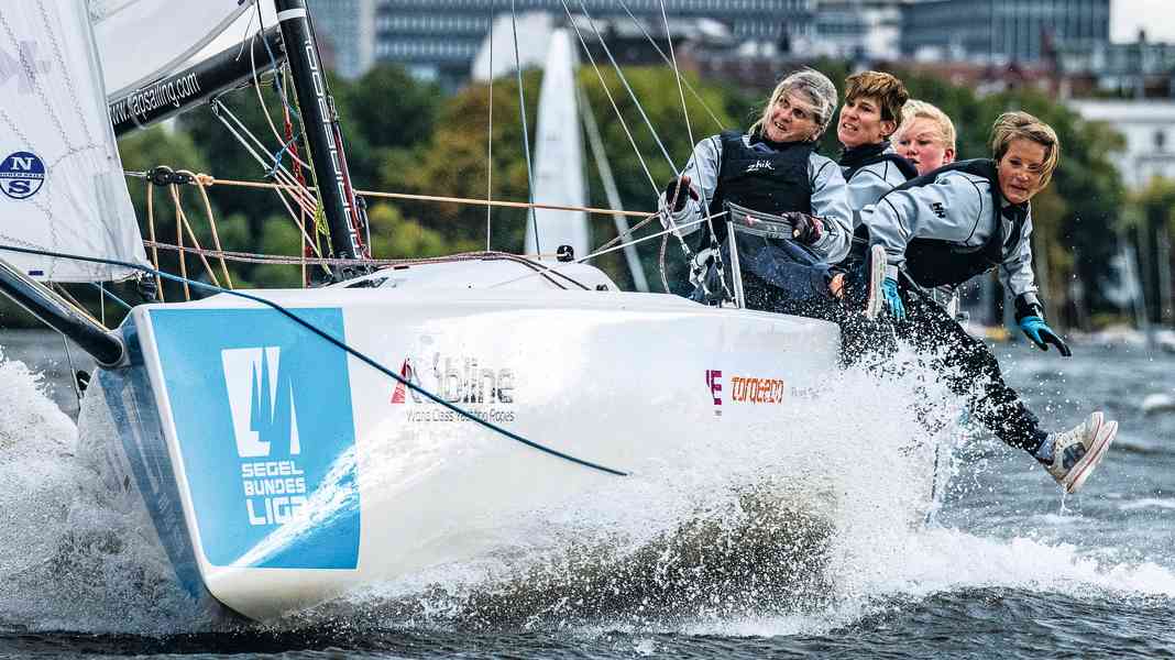Regata: centinaia di donne in gara alla Helga Cup di Amburgo questo fine settimana