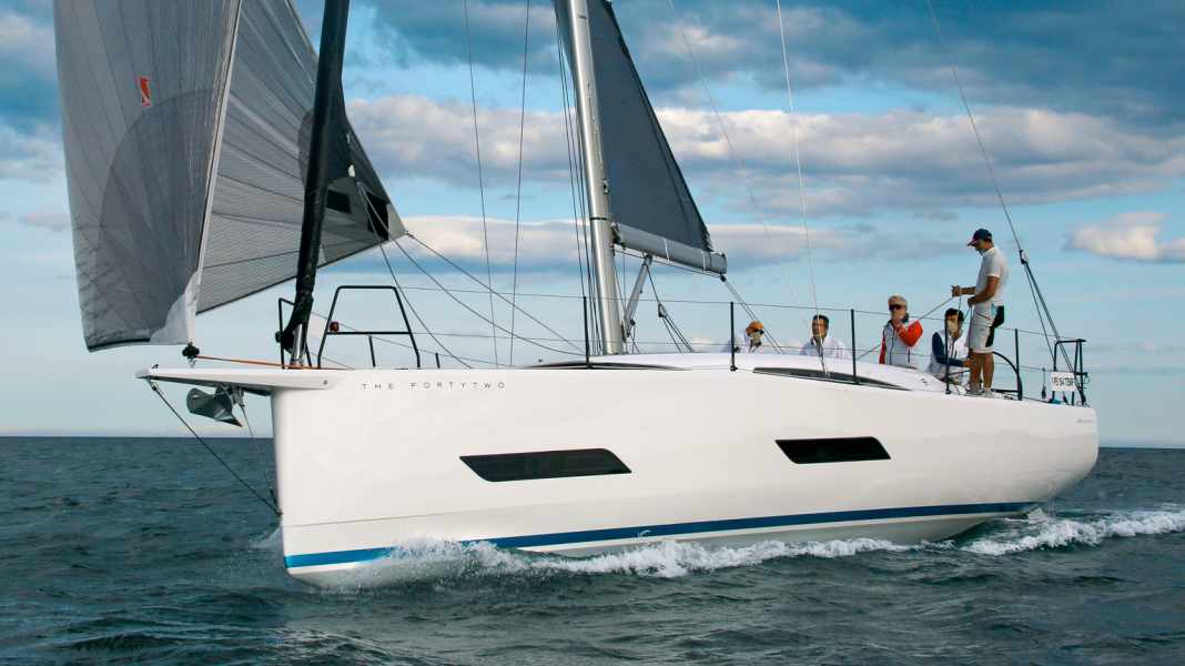 Eleva Fortytwo : un outsider avec beaucoup de potentiel testé par YACHT