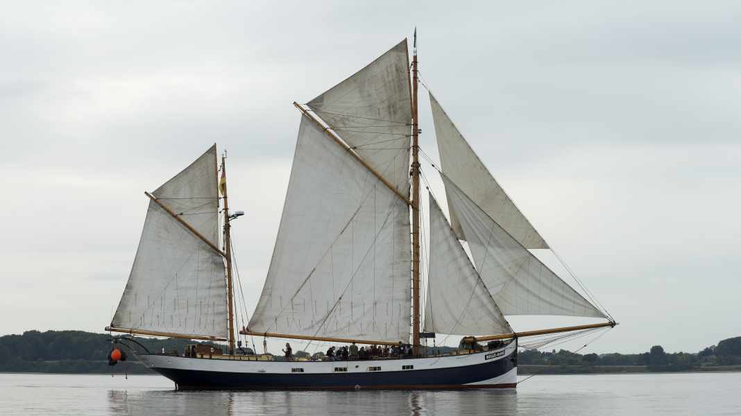 La voile traditionnelle pour tous : un voyage à la voile relie les apprentis au-delà des frontières nationales