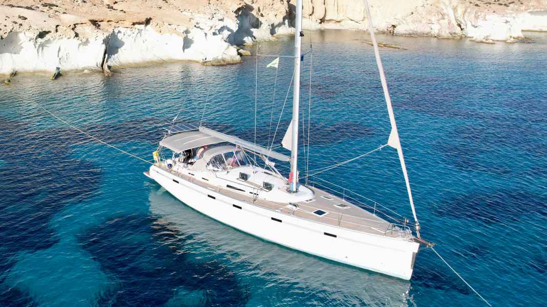 Mittelmeer-Traumziele: Milos - Insel der Farben im Vulkankrater
