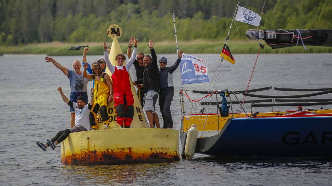 MidsummerSail: “Wet One” von Jan Wiechmann Erste an der Nord-Tonne