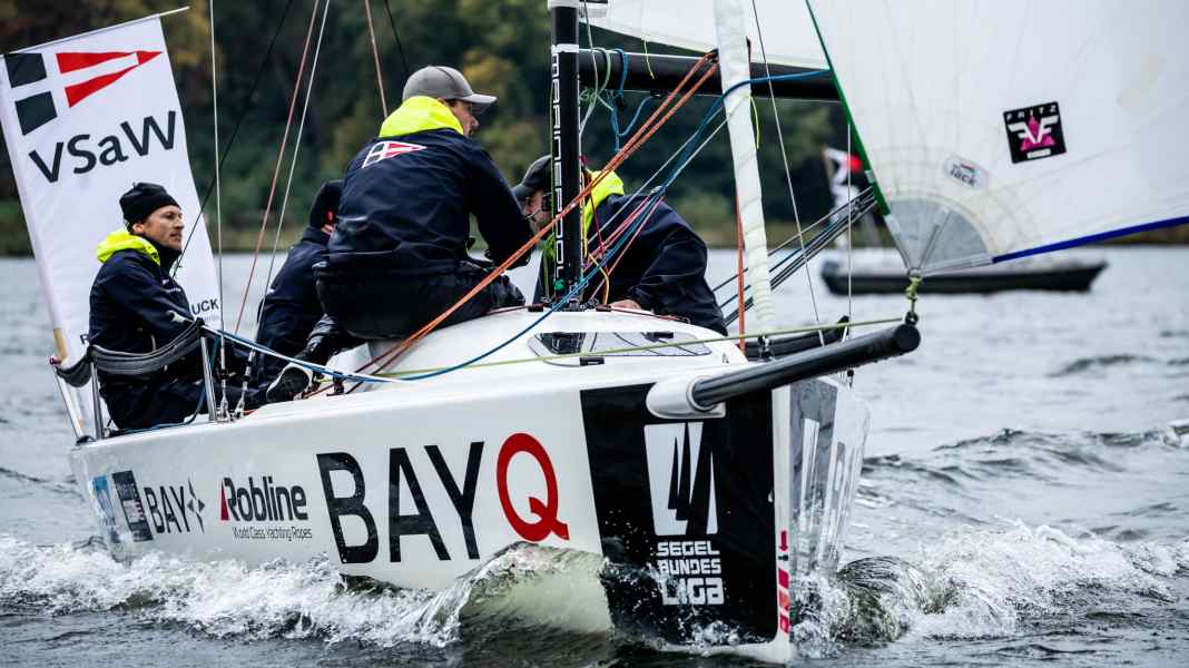 Bundesliga: Berliners defend Wannsee podium, favourites stumble