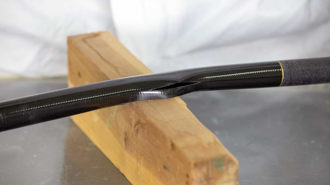 The big epoxy guide, part 4: Repairing pipes, filling, beams and gluing fittings with epoxy