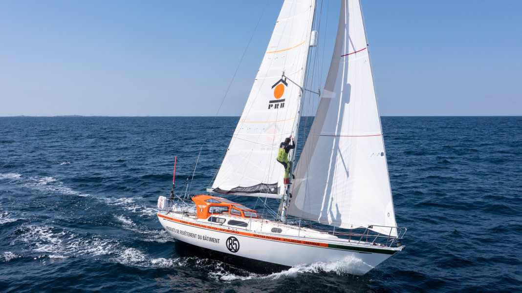 Golden Globe Race: Breakage of the wind vane slows down the race to catch up