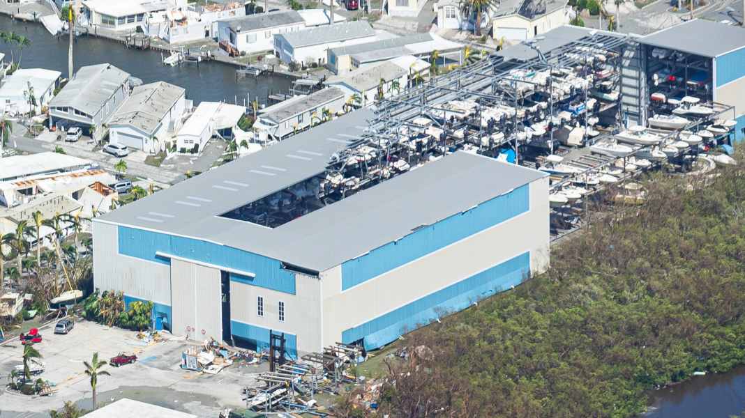Ouragan "Ian" : piste de dévastation dans les marinas - comment les équipages de la mer bleue peuvent-ils protéger leurs yachts ?