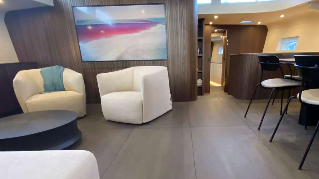 Yachting Festival Cannes: Y9 - il più grande alla fine della fiera