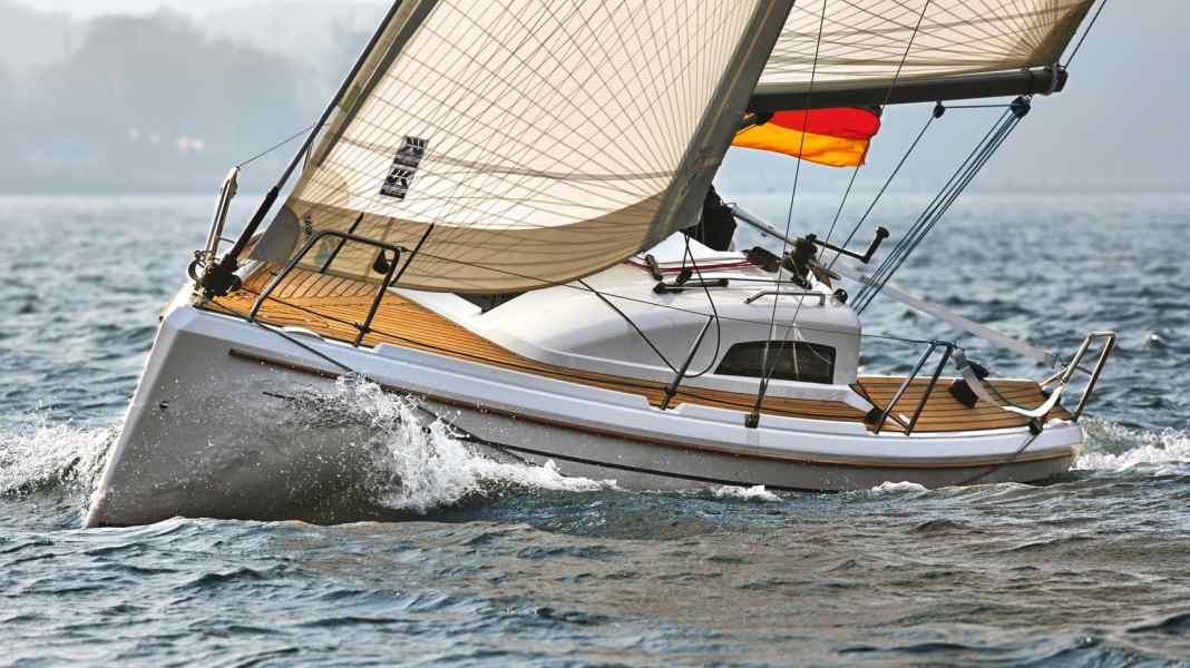 Les yachts : Petit croiseur SQ 25 : maintenant avec une grande galerie de photos