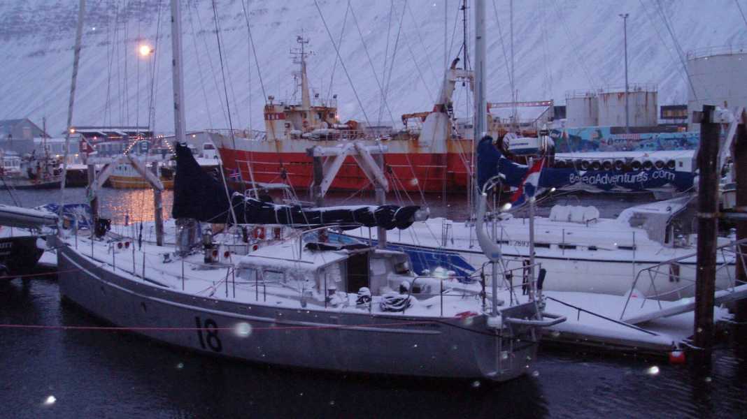 Orkantief "Sarai": Rekordwellen vor Island