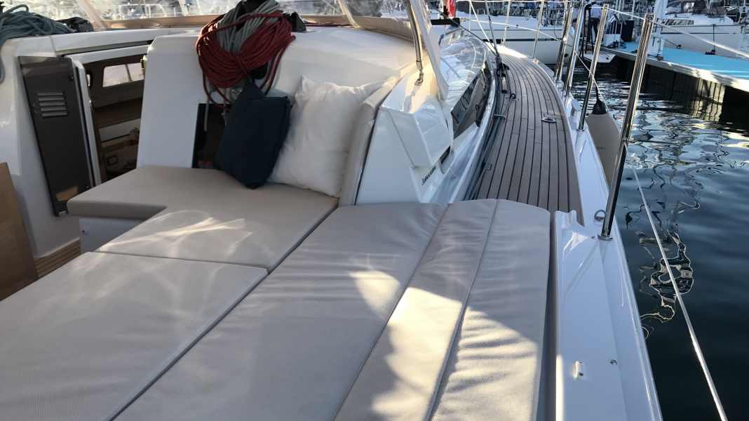Trade fair novelties Cannes, No. 4: Jeanneau Sun Odyssey 490: Top model of the cruising boat line