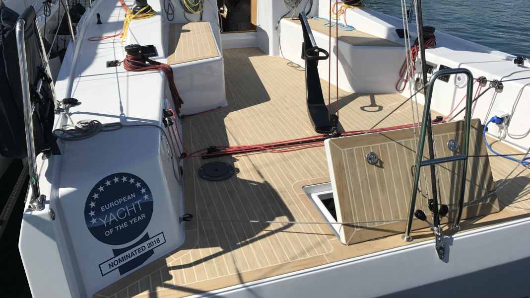 Messe-Neuheiten Cannes, No. 2: Grand Soleil 34 Performance: schierer Renner