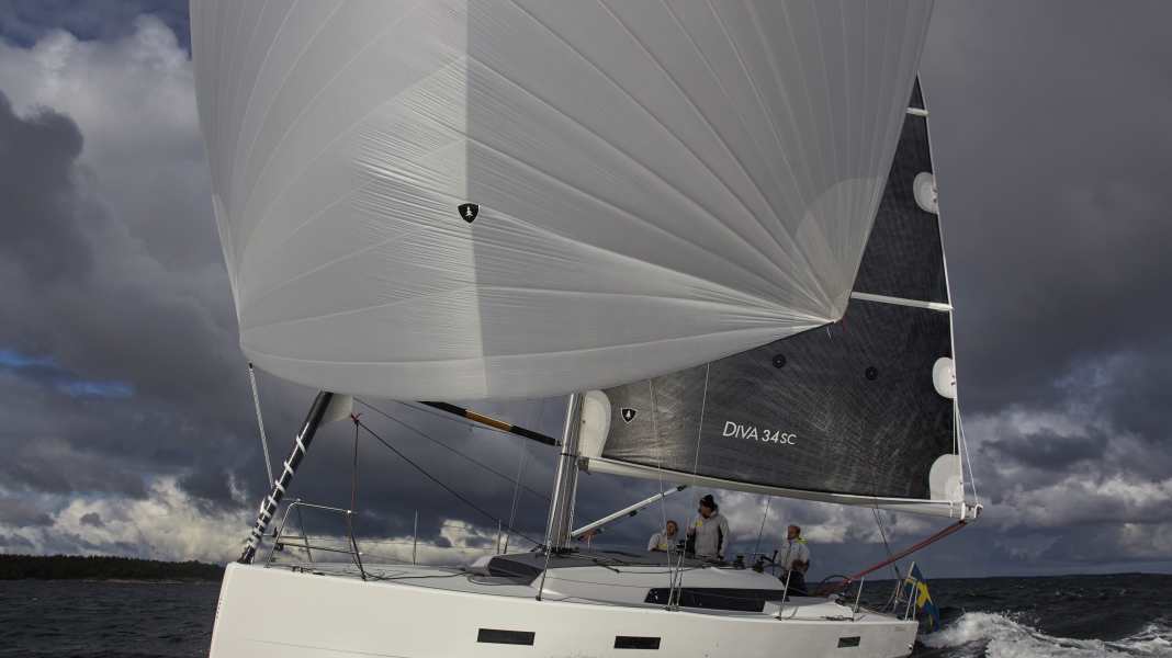 Già navigato: Veloce e leggero: le prime immagini del test del Diva 34 SC