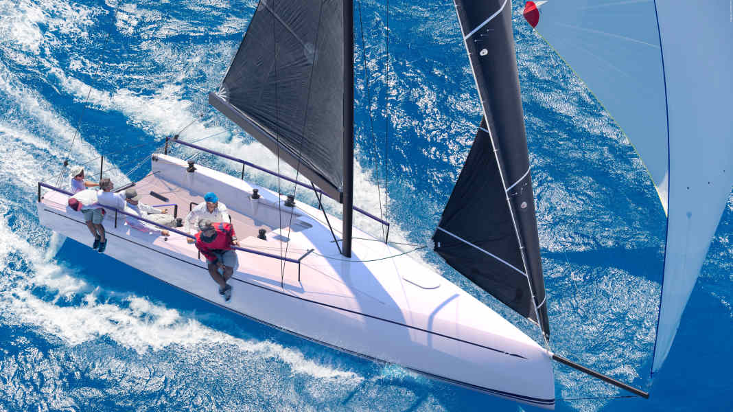 Yachts: Club Swan 36: One-design racer for beginners