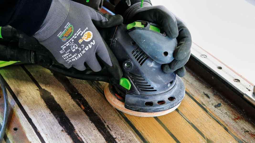 Refit teak deck: Back to a radiant teak deck in 12 steps