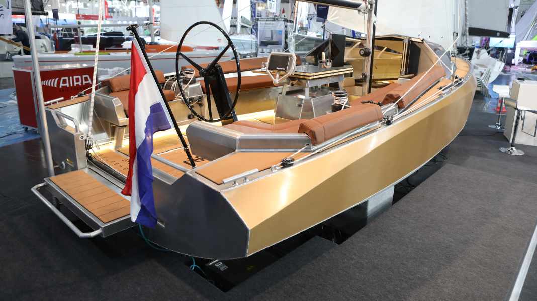 boot Düsseldorf 2019: Premiere III: Speedlounger 8500