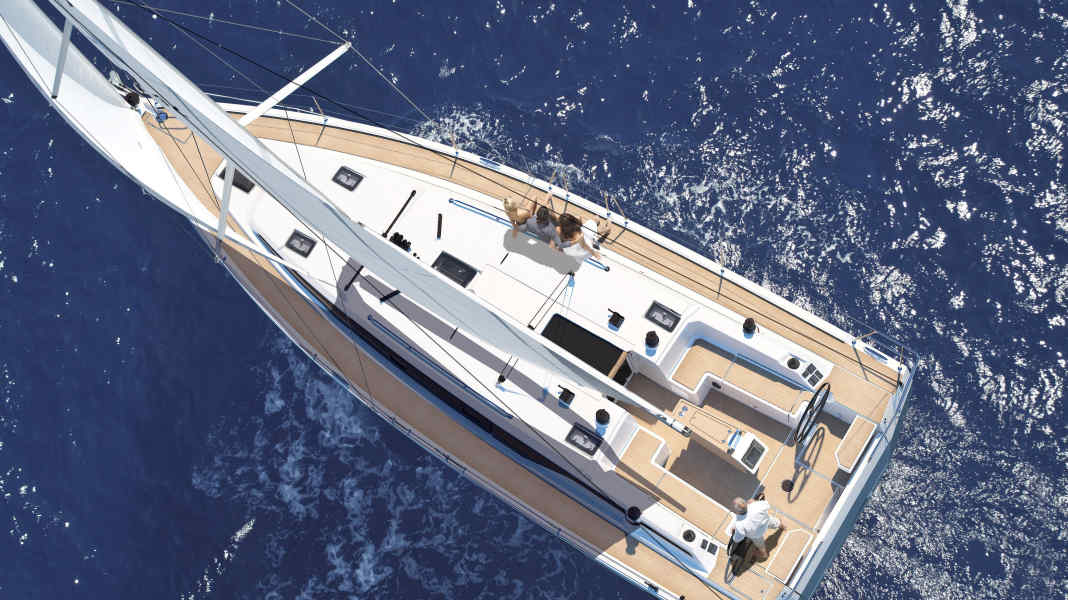Bavaria C42: Neue Formen für noch mehr Volumen