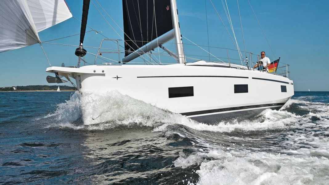Cantieristica: prime immagini del nuovo Bavaria C42