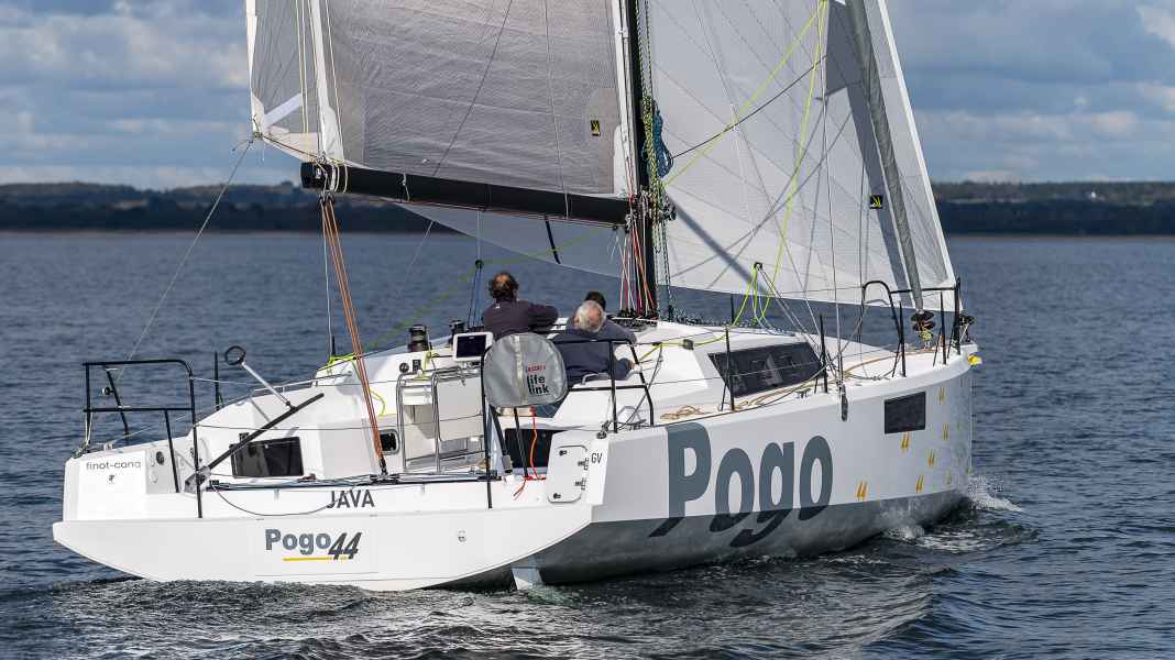 Neue Boote: Segel gesetzt: die ersten Fotos der neuen Pogo 44