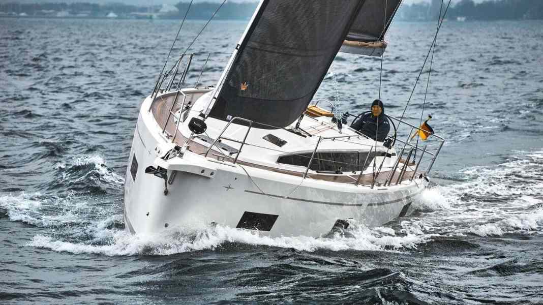 Test YACHT : Premières photos du nouveau Bavaria C38