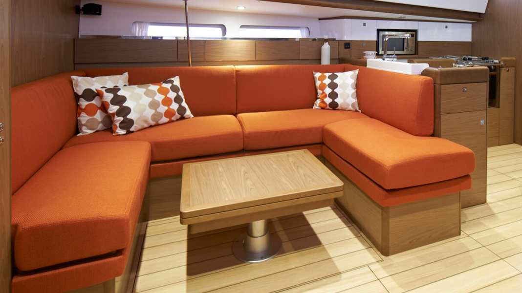 Sun Odyssey 41DS: Jeanneau mit neuer Deckssalon-Yacht