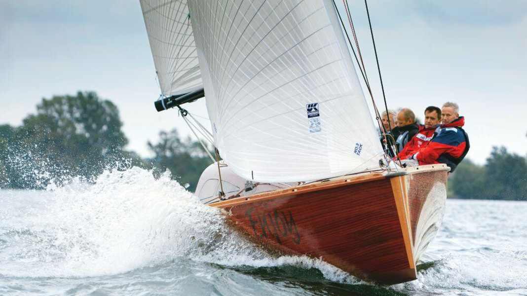 30 dinghy cruiser: A little bit like the old days