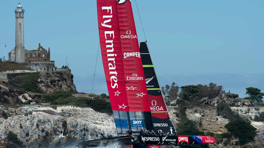 America's Cup: The New Zealanders grind the slicer