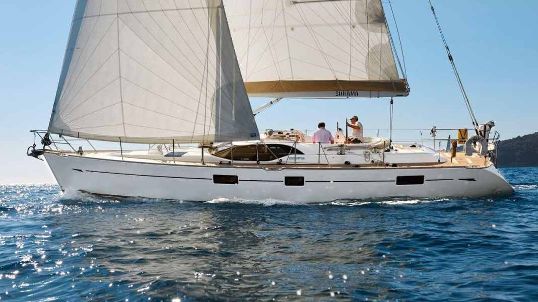 Construction de yachts : Oyster Yachts sauvé - un entrepreneur informatique reprend un chantier naval de luxe