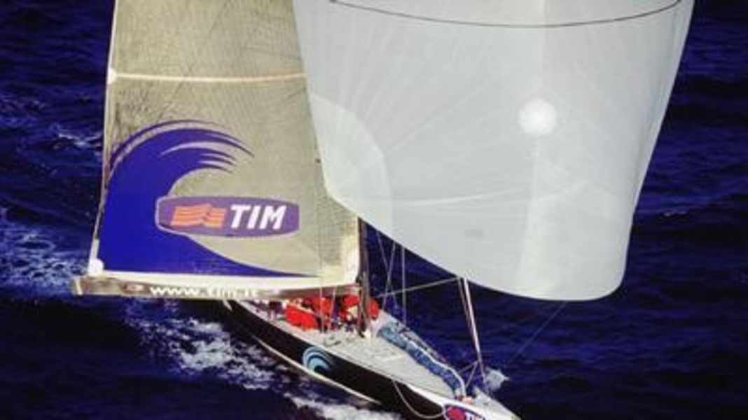 Notizie sulle regate: gli italiani acquistano "Stars & Stripes