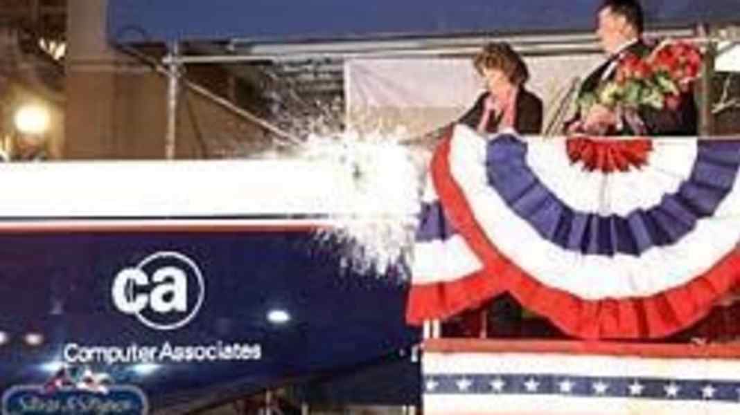 Regatta news: America's Cup: Stars & Stripes christened