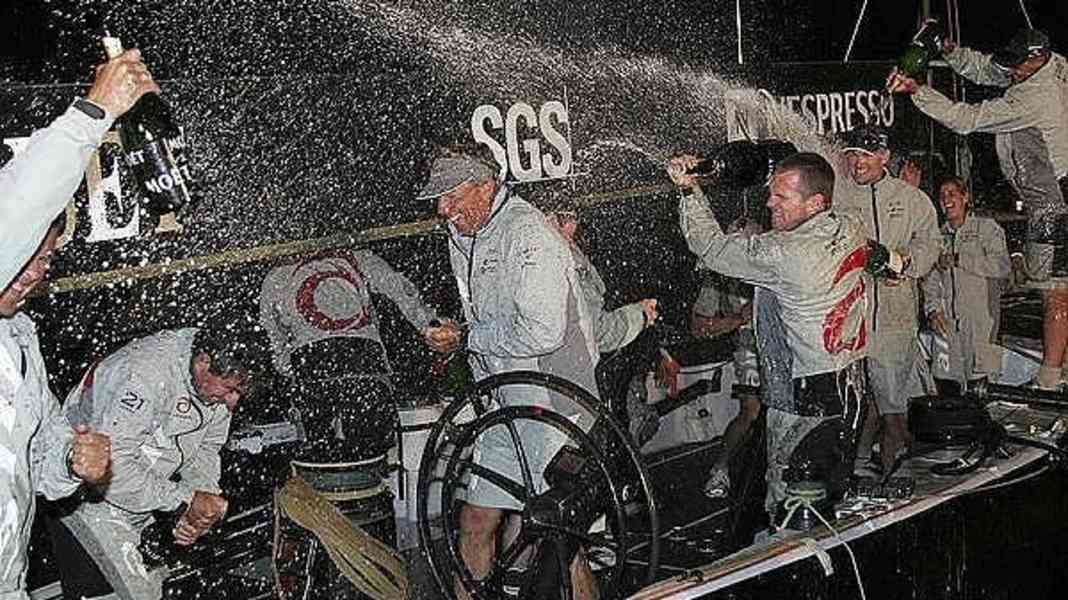 America's Cup : Alinghi s'impose malgré un double échec