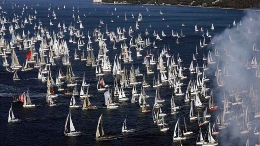Regatta news: Giant regatta off Italy
