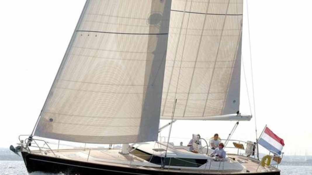 Cantieri navali: Un 45 piedi rivisto dal concorso