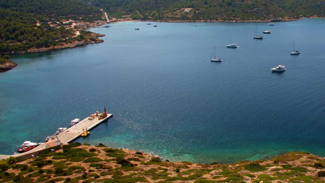 Balearic Islands: Book a mooring buoy online