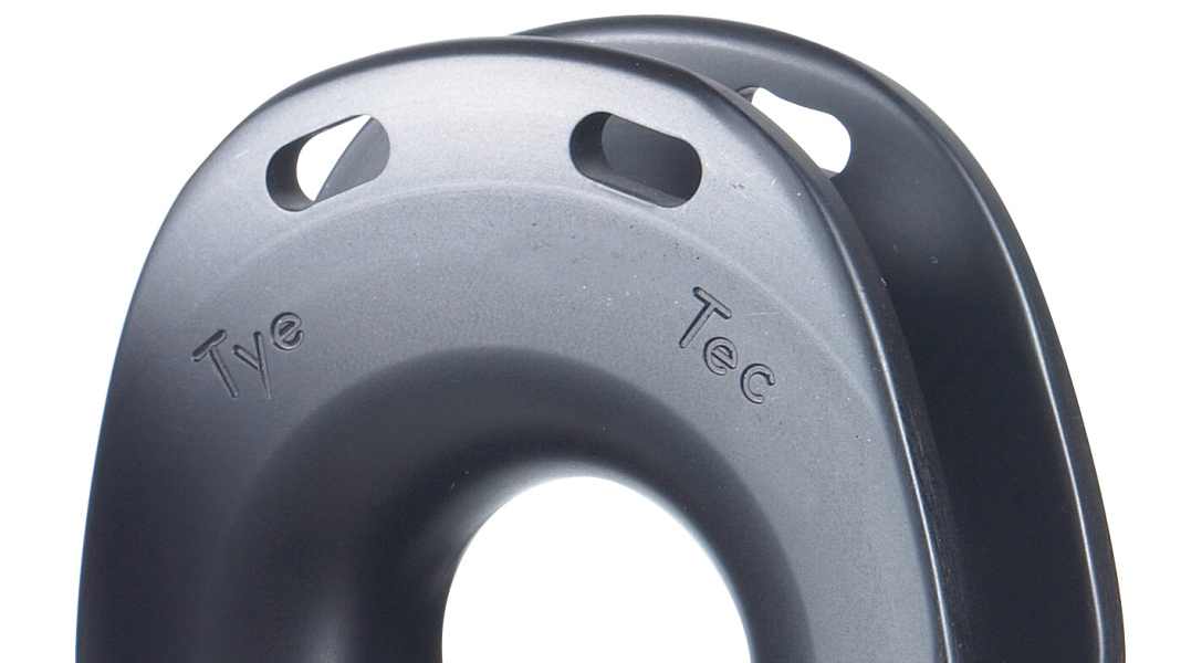 Beschläge: Tyetec NMP: Halb Kausch, halb Block
