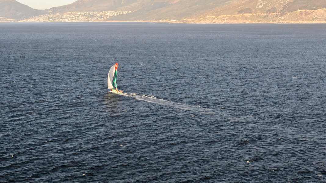 Volvo Ocean Race: Groupama è terzo e anche ultimo
