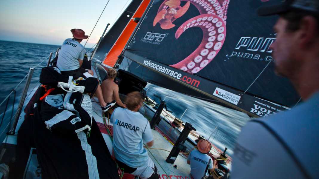 Volvo Ocean Race: Groupama difende la testa della classifica