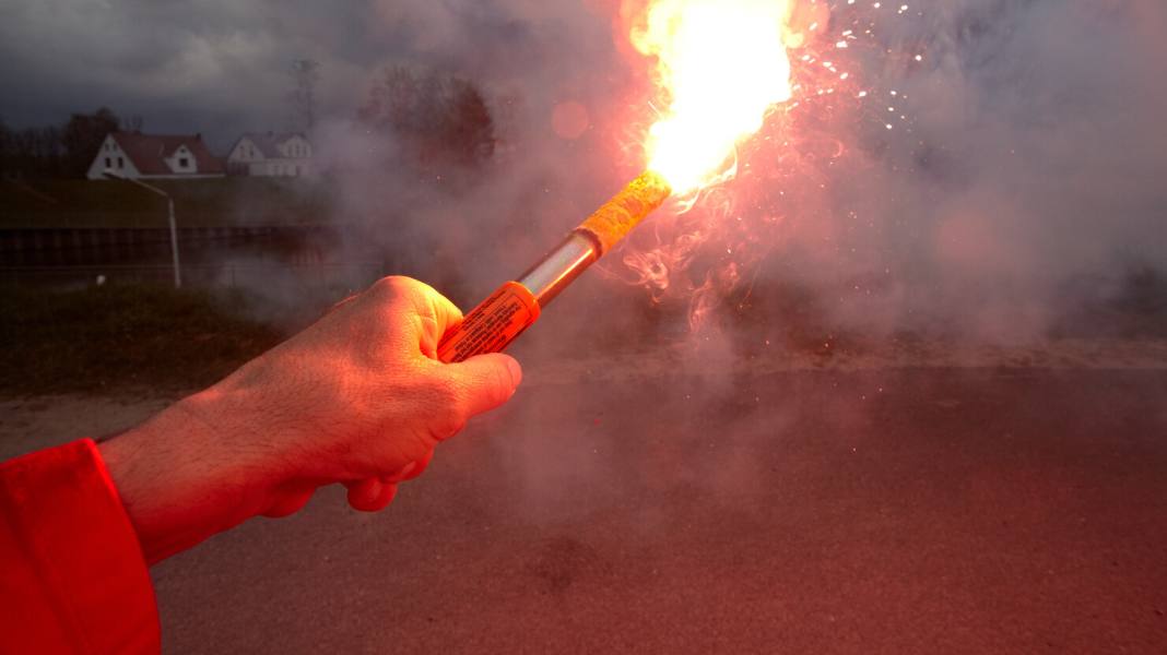 Dispositivi di segnalazione: la "licenza di pirotecnica" sta diventando superflua!