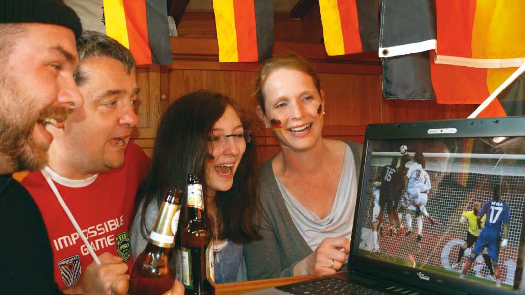 TV an Bord: So kommt das Fernsehen an Bord