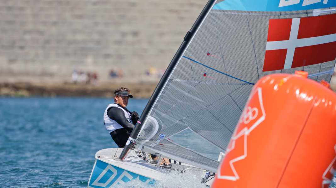 Segeln olympisch: Die Entscheidung: So wird 2024 um Olympia-Medaillen gesegelt