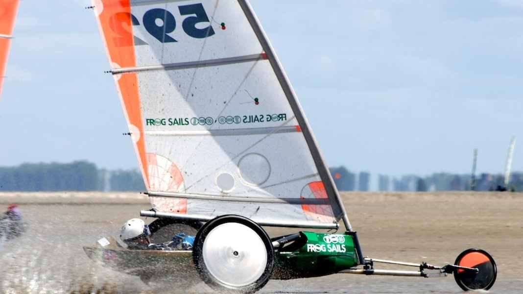 La vela da spiaggia: Il velista da spiaggia d'oro della Germania