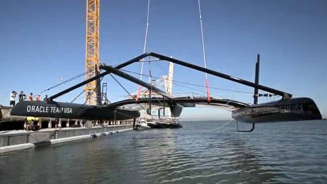 America's Cup: l'AC72 di Oracle è ora nel vivo della competizione