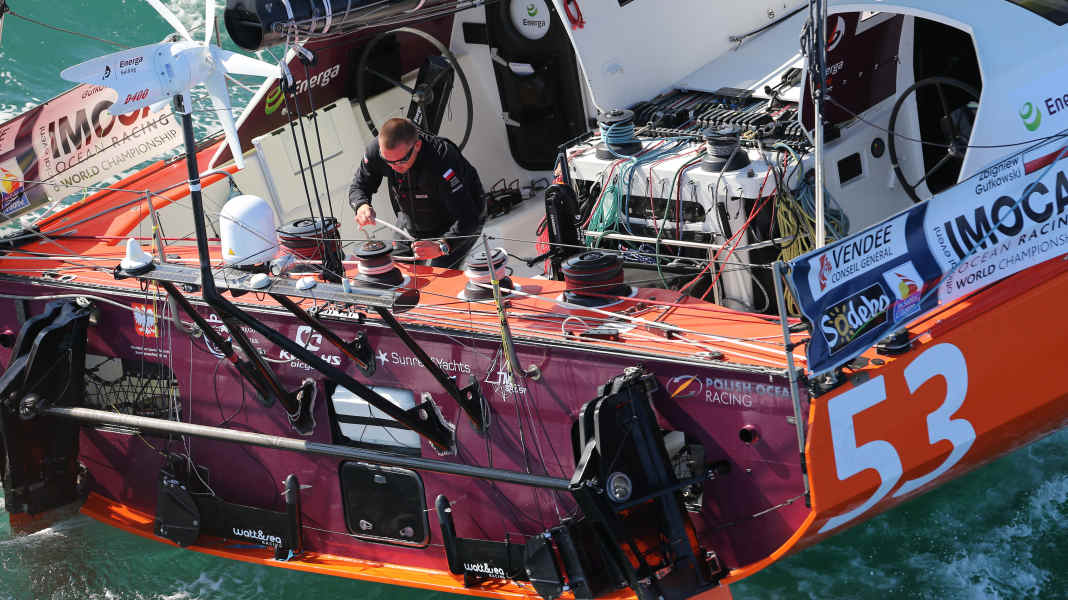 Vendée Globe: The end for the first Pole in the race
