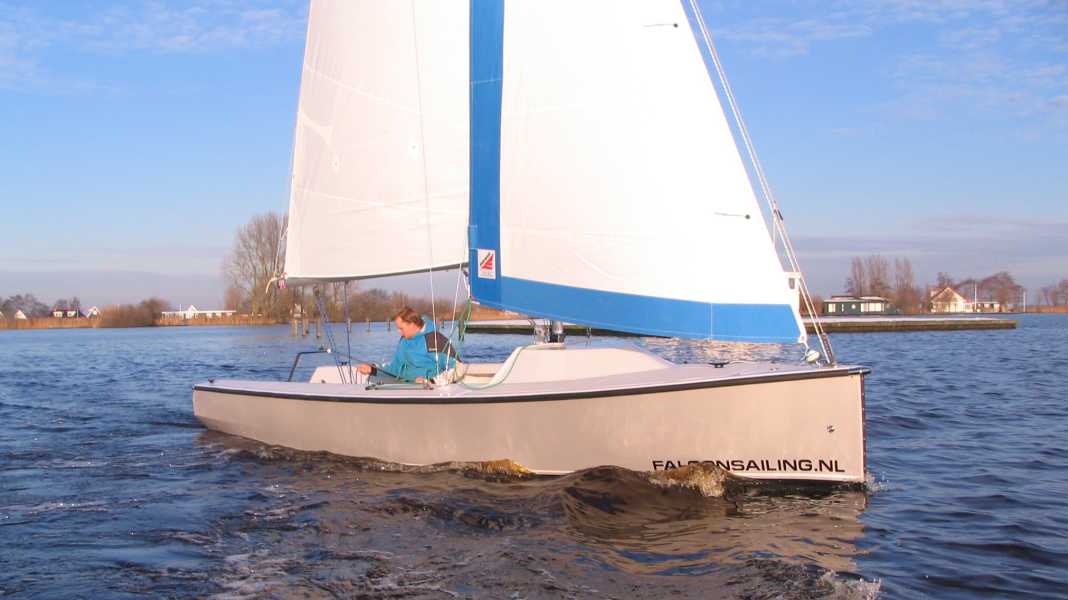 Falcon: Più divertimento a vela: il Valk 2.0
