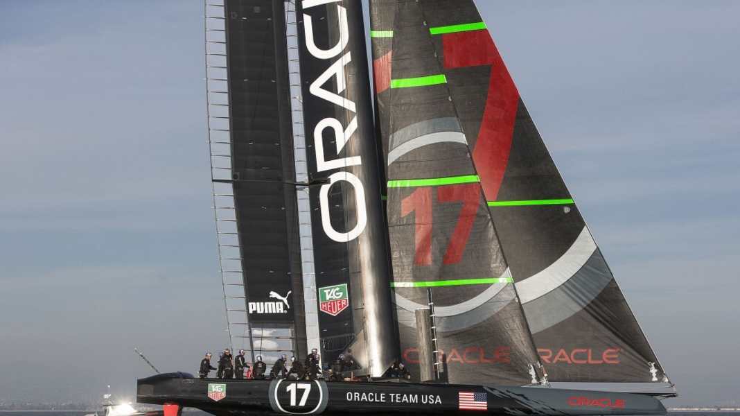 America's Cup: Oracle's AC72: repaired and optimised