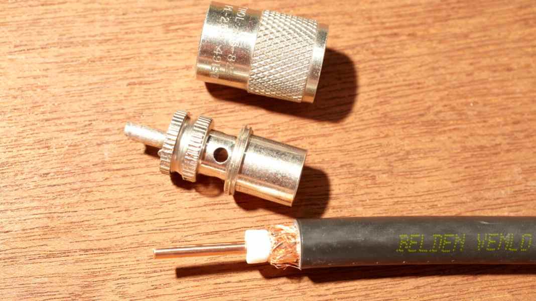 Atelier de réparation : Installer une radio VHF