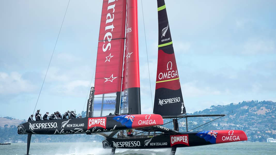 America's Cup: A new start with obstacles